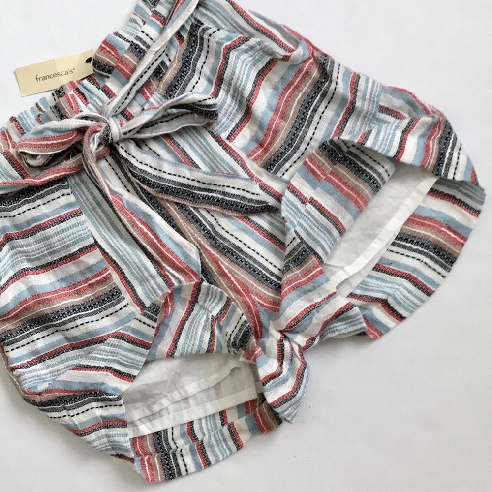 NWT Miami Everly Tie Waist Striped Shorts Small - Picture 4 of 9